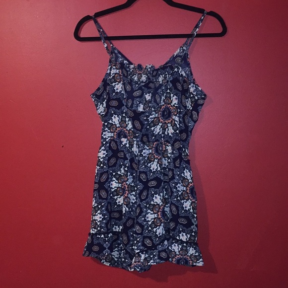 Floral Romper - Picture 2 of 2